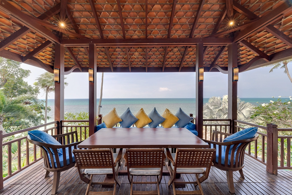 Minimum stay 7 nights