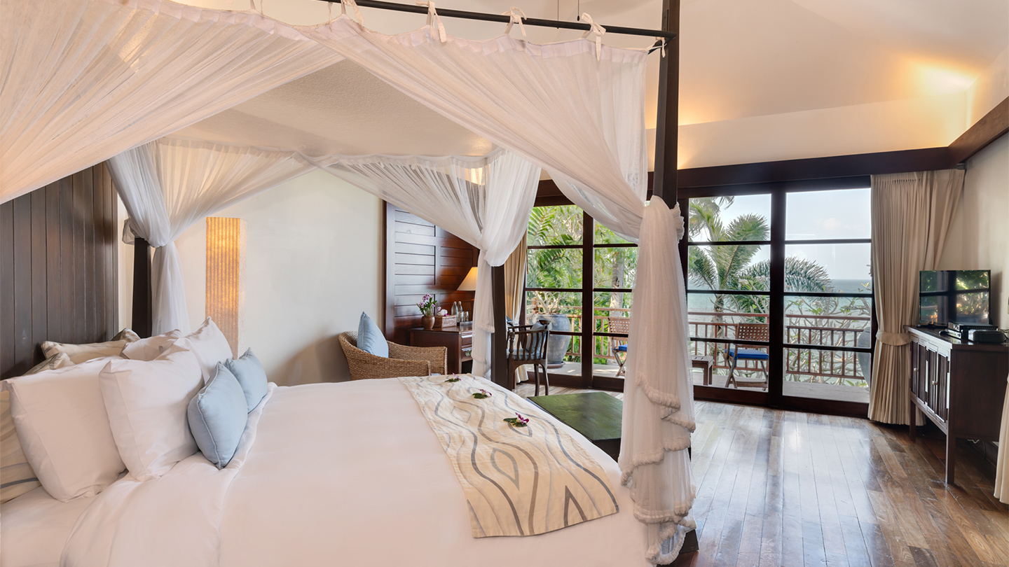oceanfront-pool-residence-20